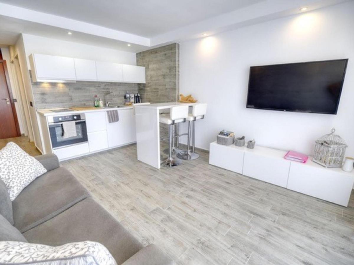 322 Playa Honda Ac And Terrace Apartament